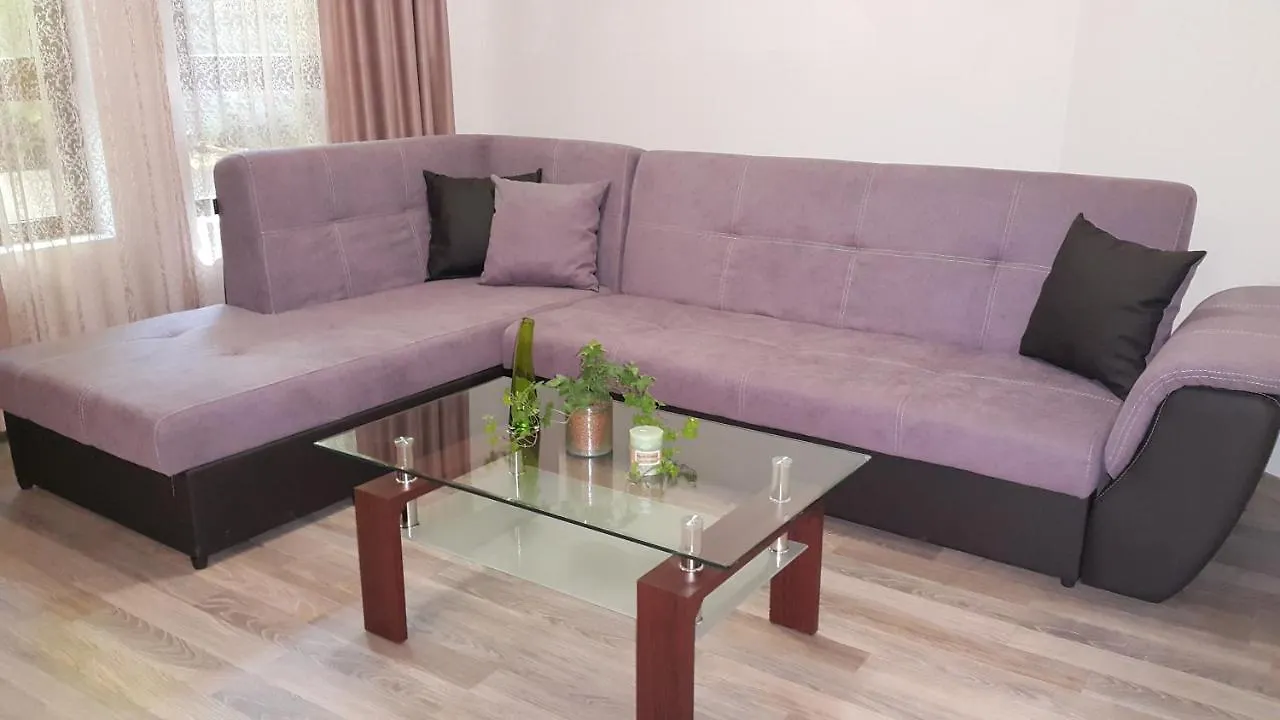 Art House Plovdiv Otel 0*,